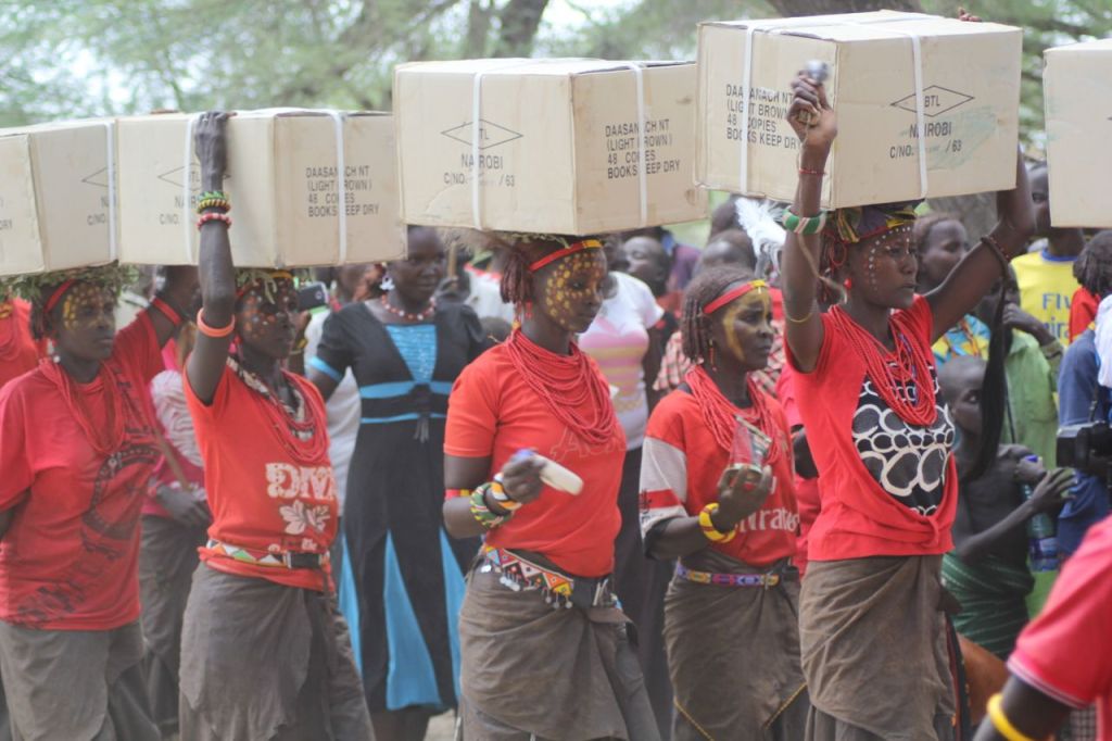 More boxes of Dasanach NT being brought in